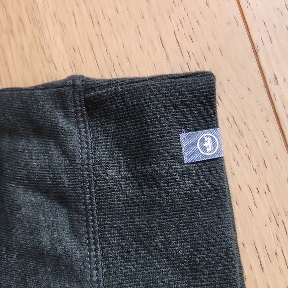 Peter Millar Lava Wash Crew-Neck Sweatshirt in Balsam - Picture 4 of 9